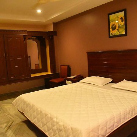 Hotel Subhalakshmi Palace Karaikkudi Extérieur photo