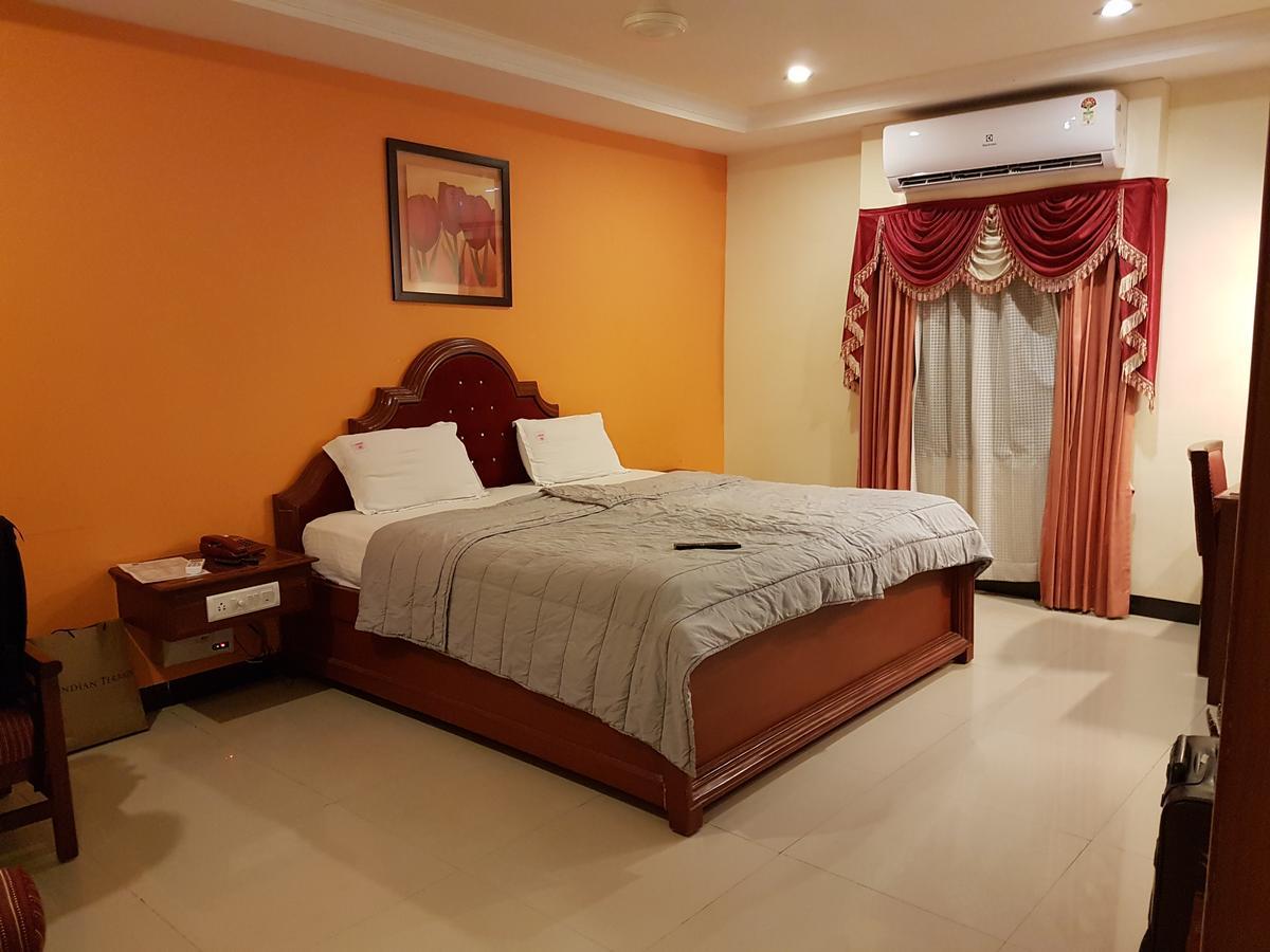 Hotel Subhalakshmi Palace Karaikkudi Extérieur photo