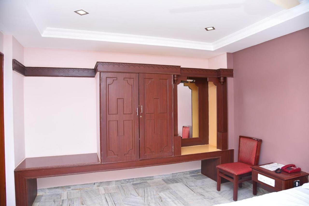 Hotel Subhalakshmi Palace Karaikkudi Extérieur photo