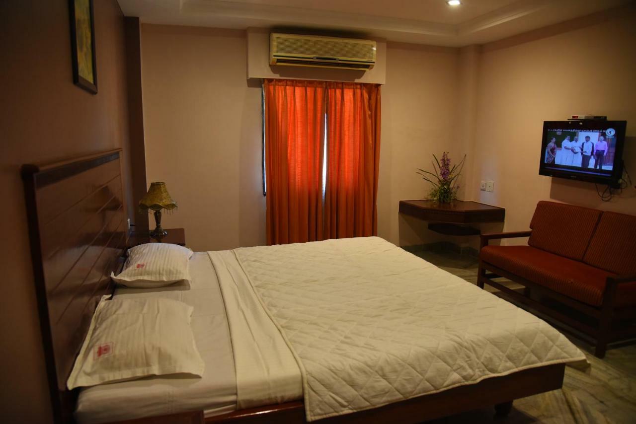 Hotel Subhalakshmi Palace Karaikkudi Extérieur photo