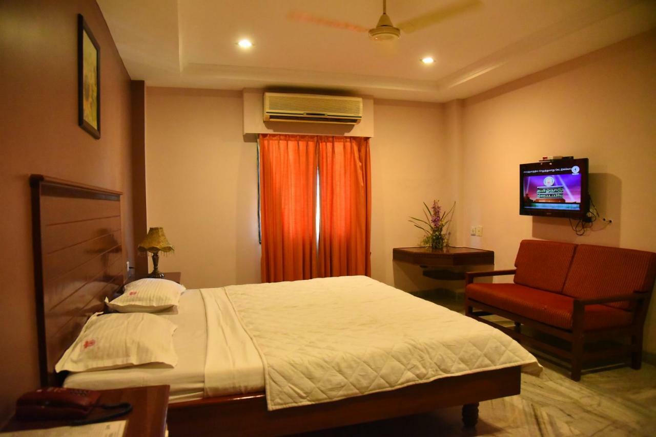 Hotel Subhalakshmi Palace Karaikkudi Extérieur photo