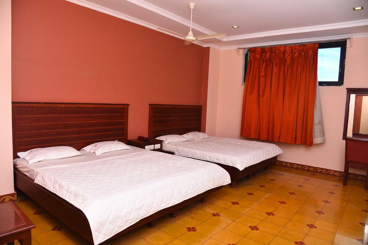 Hotel Subhalakshmi Palace Karaikkudi Extérieur photo