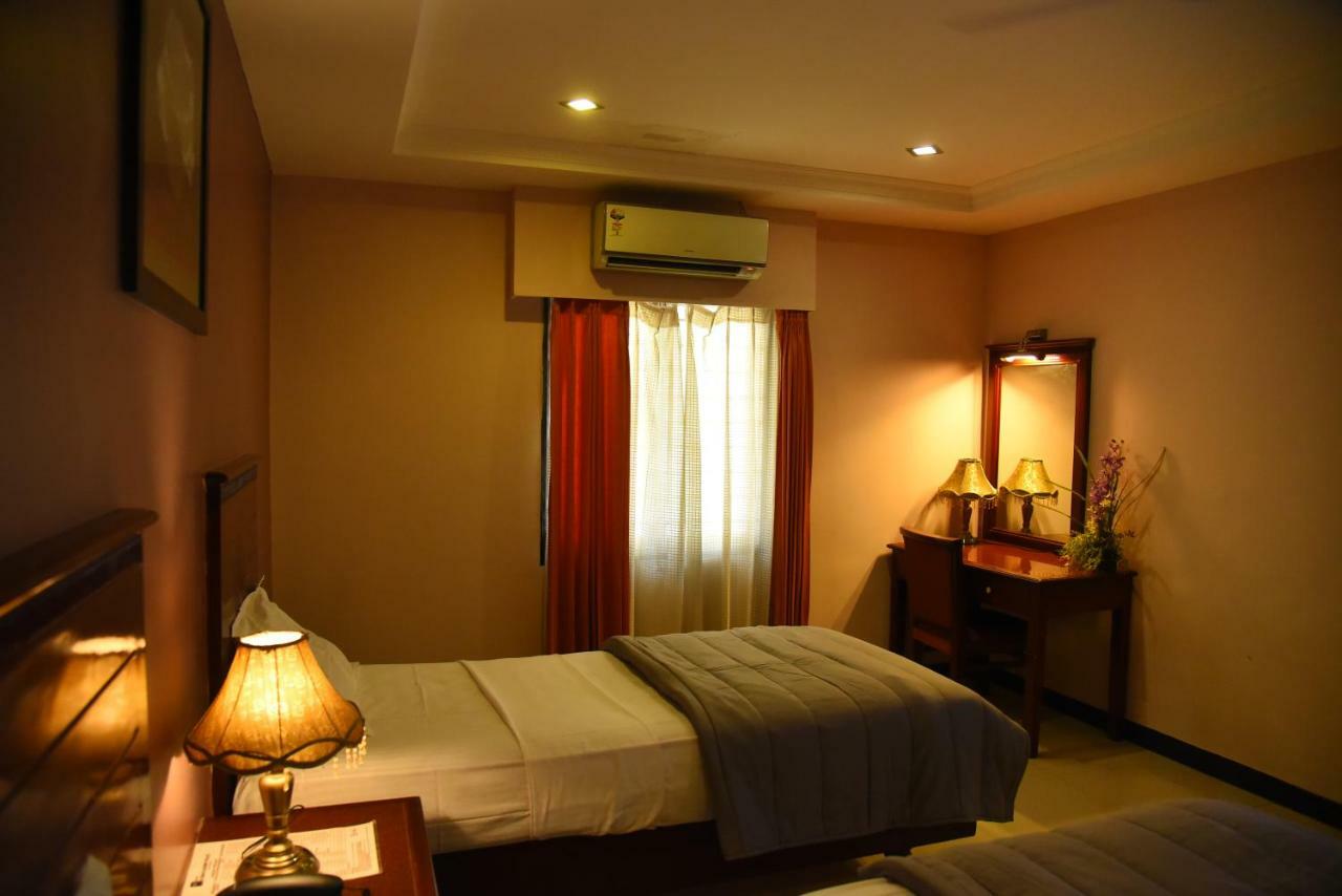 Hotel Subhalakshmi Palace Karaikkudi Extérieur photo