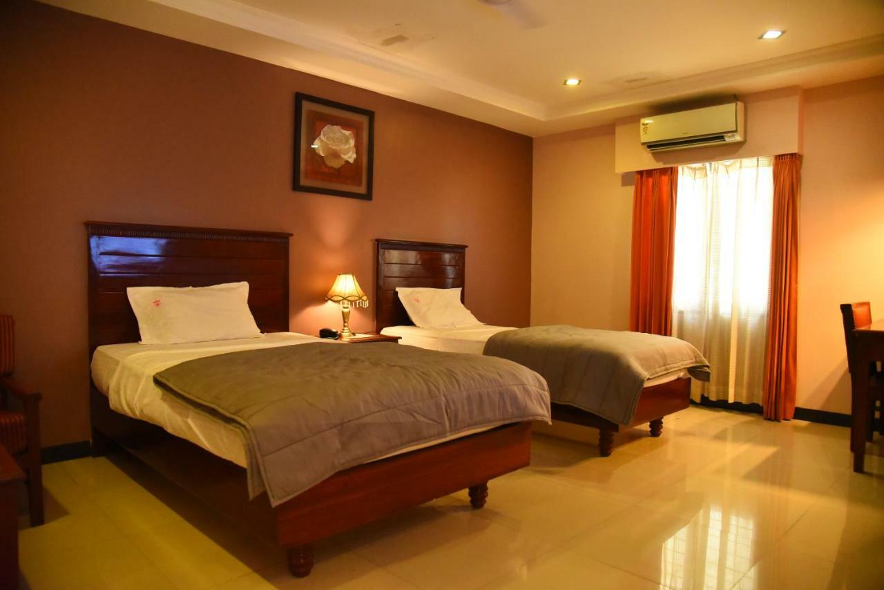Hotel Subhalakshmi Palace Karaikkudi Extérieur photo