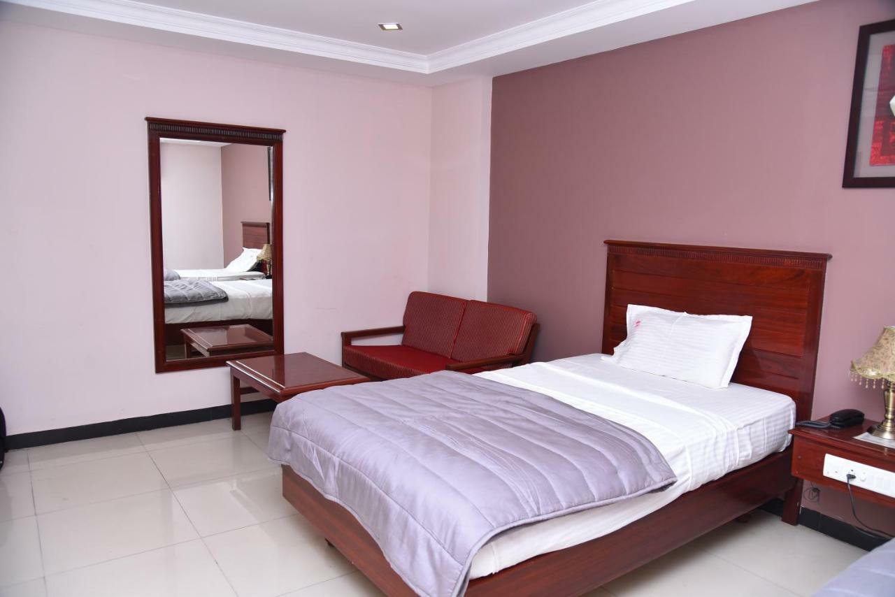 Hotel Subhalakshmi Palace Karaikkudi Extérieur photo