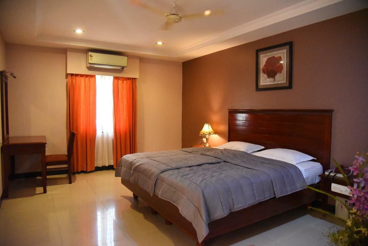 Hotel Subhalakshmi Palace Karaikkudi Extérieur photo