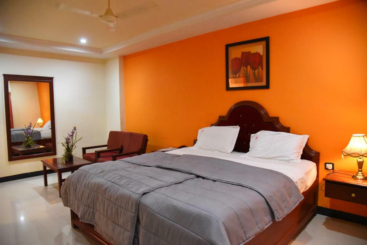 Hotel Subhalakshmi Palace Karaikkudi Extérieur photo