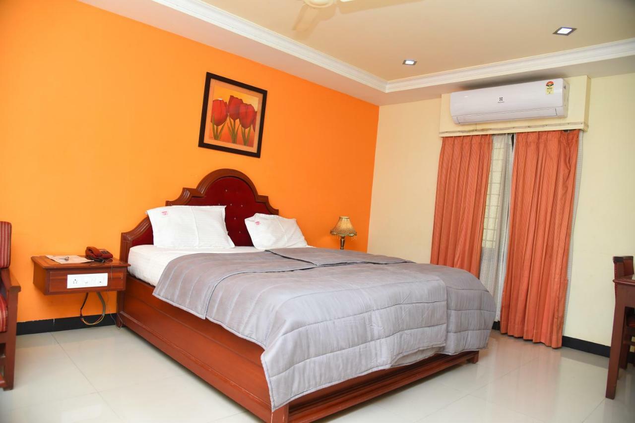 Hotel Subhalakshmi Palace Karaikkudi Extérieur photo