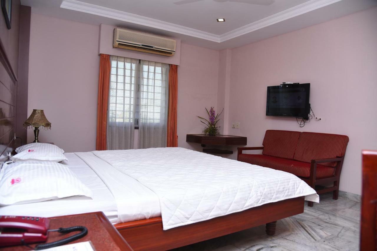 Hotel Subhalakshmi Palace Karaikkudi Extérieur photo