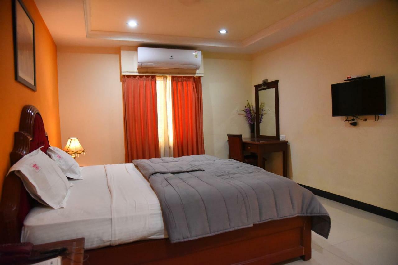 Hotel Subhalakshmi Palace Karaikkudi Extérieur photo