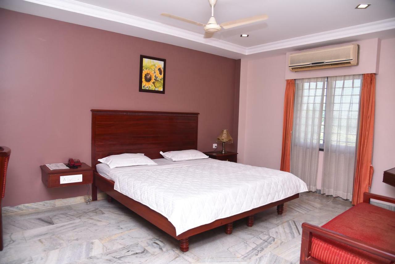 Hotel Subhalakshmi Palace Karaikkudi Extérieur photo